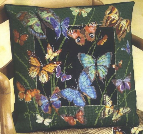 подушка  бал бабочек.jpg