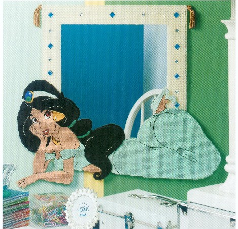 чLA - 3608 - Disney Princess Mirror  Mirror - 001.jpg