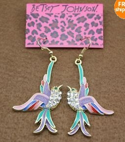 ������ �� Betsey Johnson