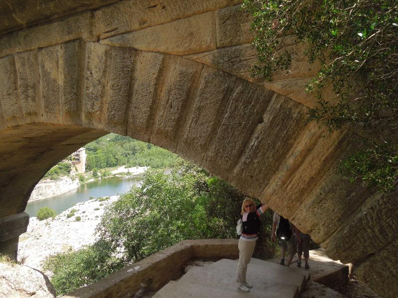���-��-��� (Pont du Gard)