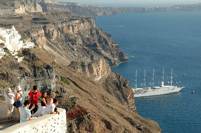 Santorini_volkano